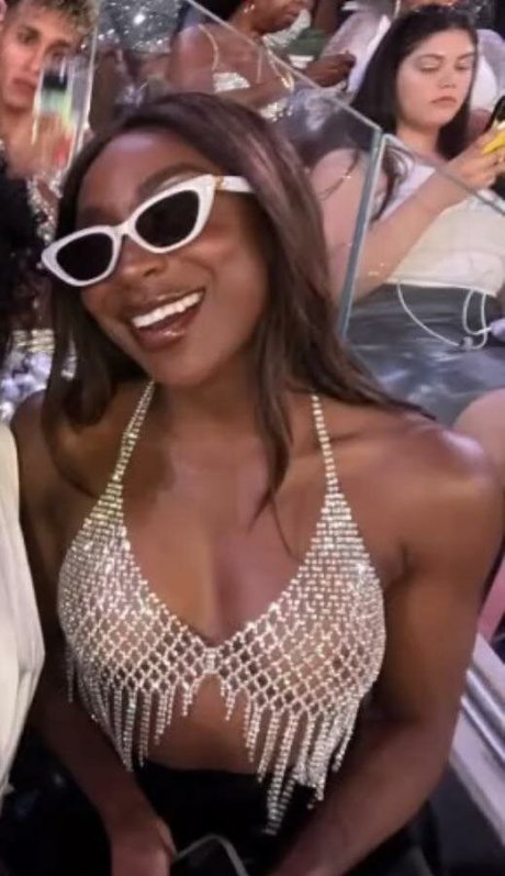 Ego Nwodim model adult galleries