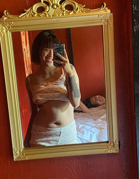 mia and lola xxx pornstar photo