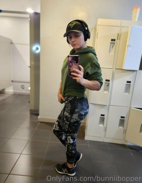 bunniibopper beautiful model pic