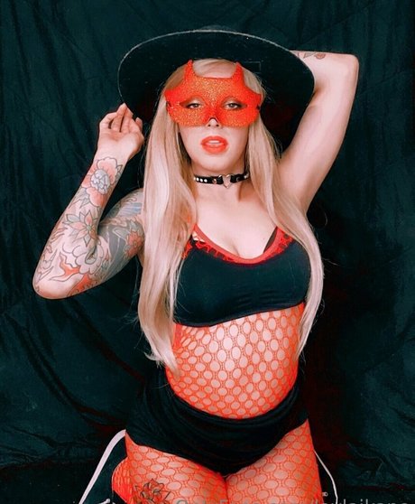 laylajkane naked model pics