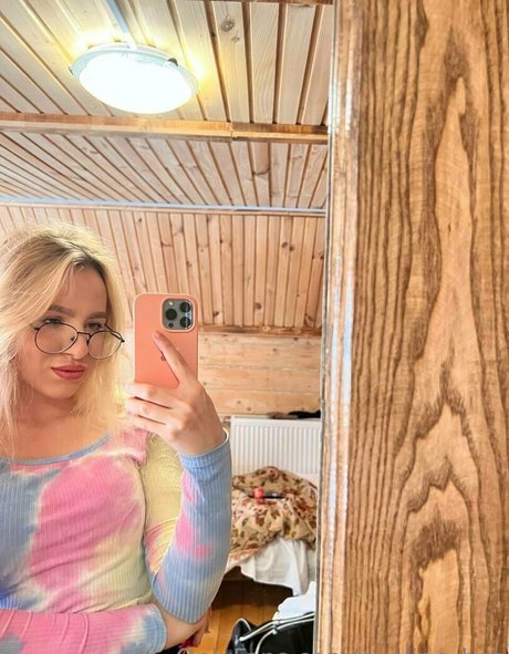 eveline hot model photo