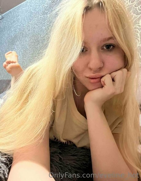 eveline hot star art pics