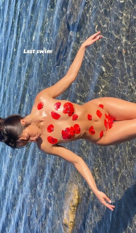 Francesca Pey model erotic picture