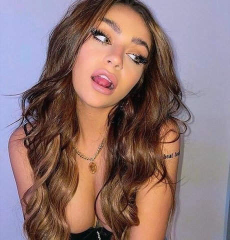 Andrea Russett sex pornstar images