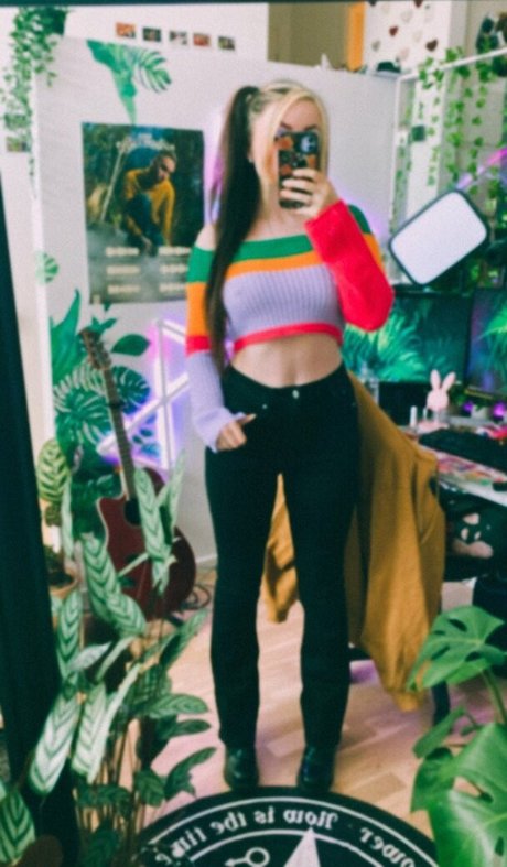 Proxyfox pornstar pretty pictures