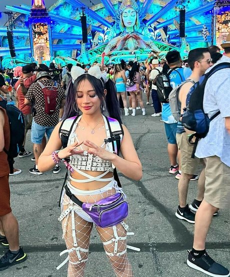 Kyootbot exclusive actress gallery