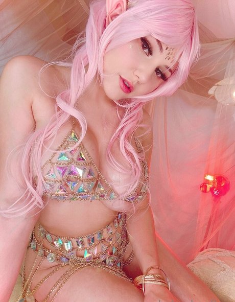 Kobaebeefboo naked model image