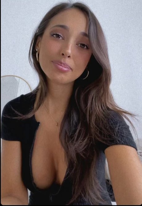 Dani Torres top model picture