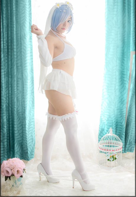 Hitomi Locks hot pornstar pics