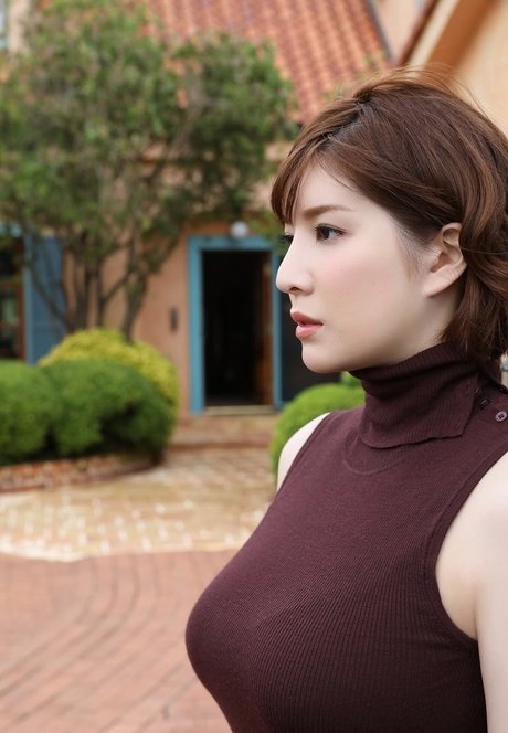 Shiose hot model gallery