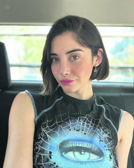 icata model naked galleries