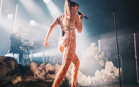 Tove Lo erotic pornstar pic