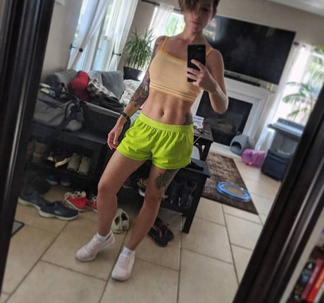 Soe Gschwind nudes star pictures