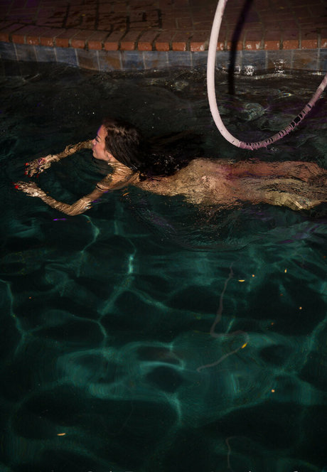 madmaxfree nude model pics