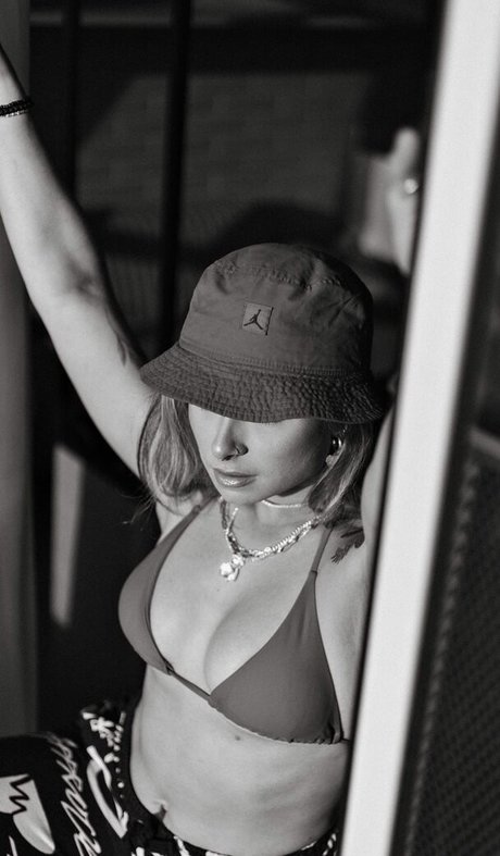 Daniela Stievano star pornographic pics