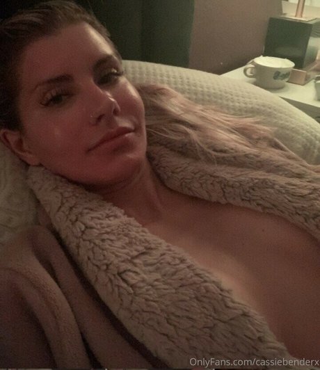 Cassie Bender star pretty pictures