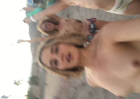 Chloe Fineman top actress photo