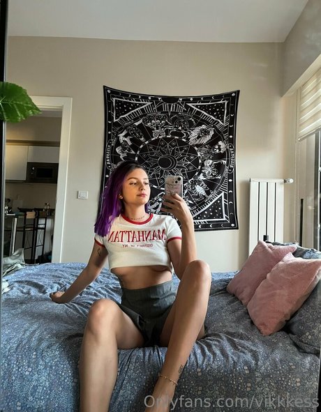 vikkkess model pornographic pic