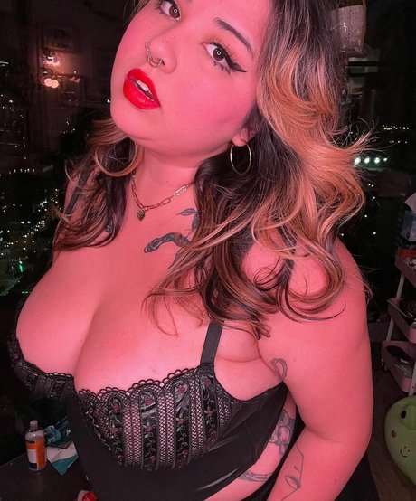 Suki Jade pornstar art images