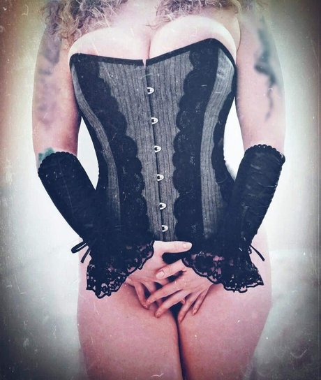 Rich Protection xxx actress pic