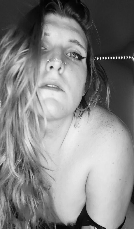 noradaylight free actress galleries