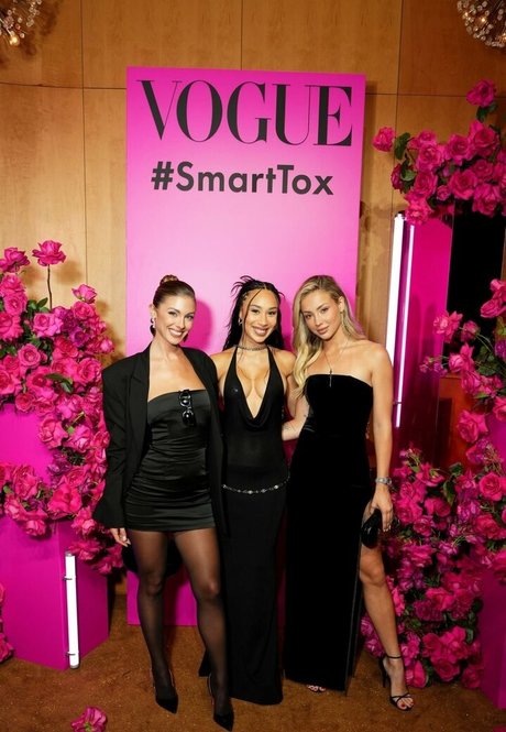 Eva Gutowski pornstar sex galleries