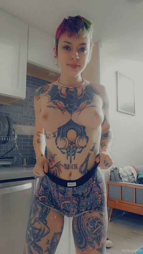 littlespittle pornstar naked image