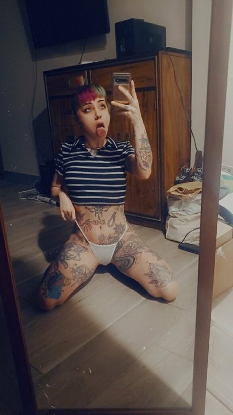 littlespittle hot star img