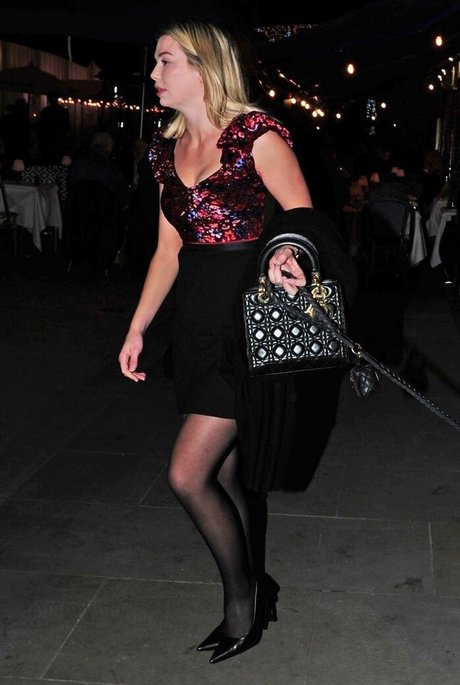 Georgia Toffolo nude star picture