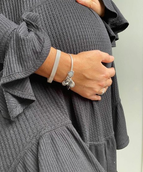 Alexandra Felstead pornographic star gallery