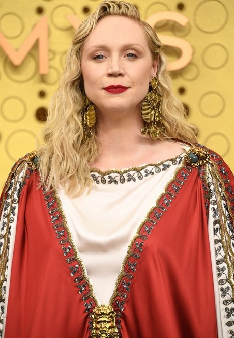 Gwendoline Christie adult model img