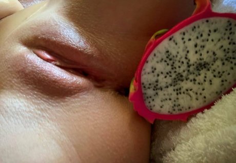 Hellenneverstop model nice photo