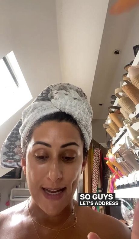 Saira Khan art actress archive