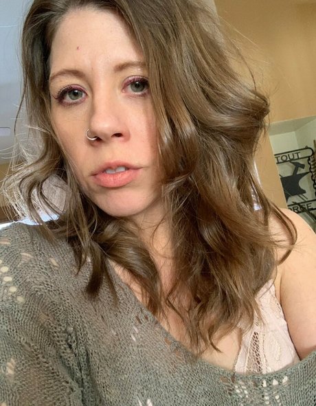 cahiraoona beautiful actress photos