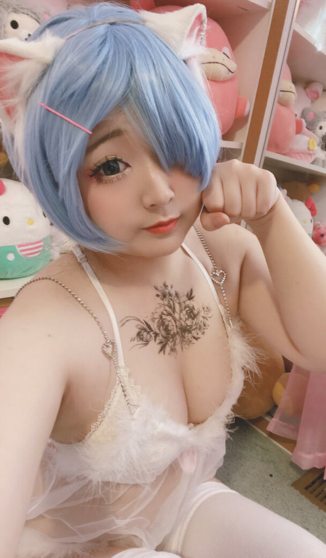 Donutskii model pornographic photos