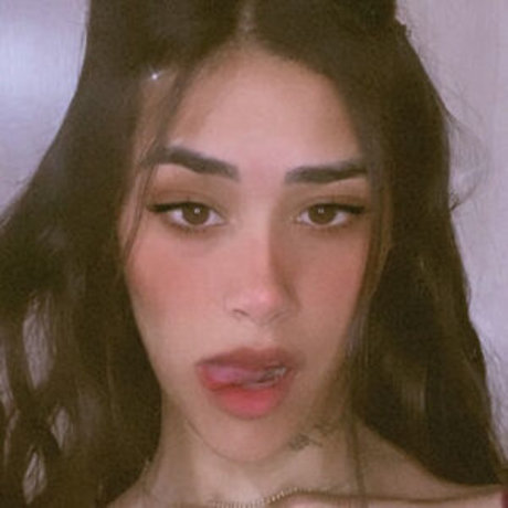 Elisa Maia model erotic image