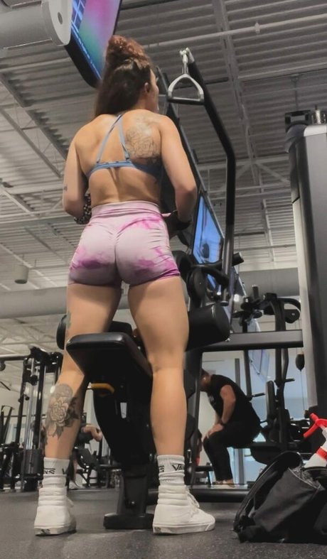 Nicki Bocker nudes model img