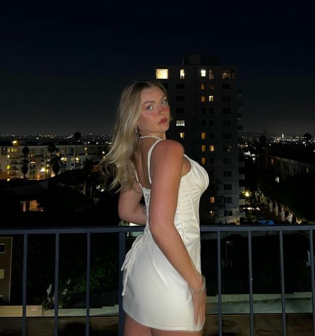 MillieT25 sex model pic