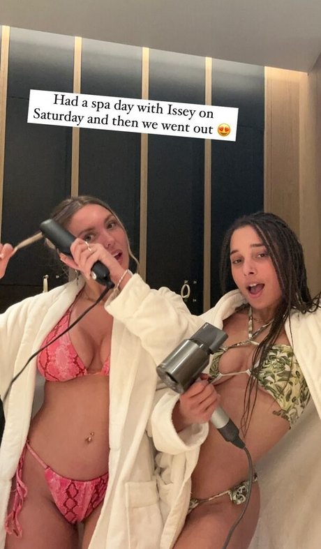 MillieT25 star xxx images