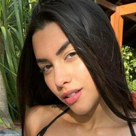 fablazed model photo