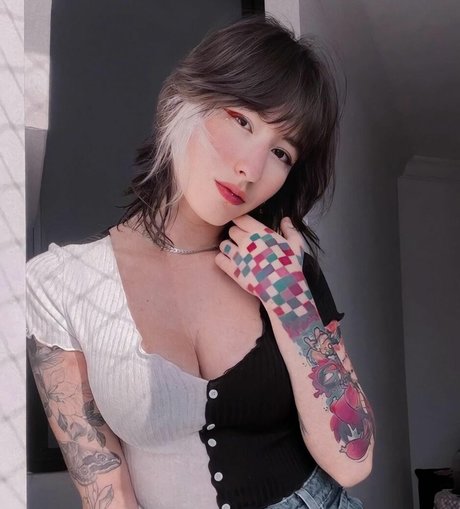 Julia Cristina porn model gallery