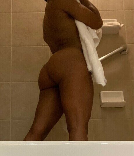 Kiera Hogan pornstar hot images