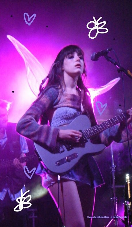 Doddleoddle nude actress image