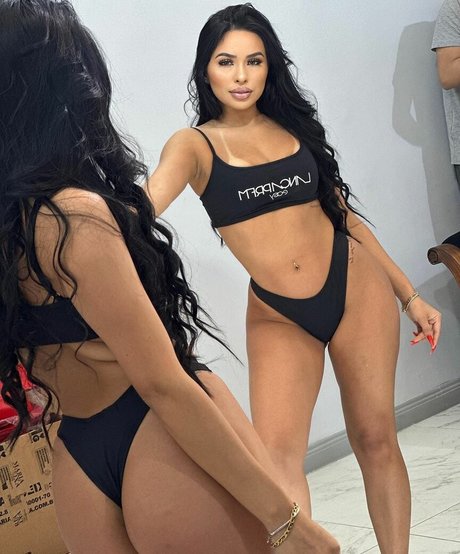 Larissa Nunes pornstar nudes archive