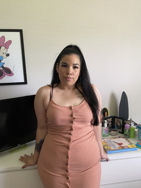 CALIENTE_ art model photo