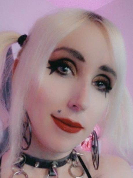 Liberty Lane TS model sexy archive