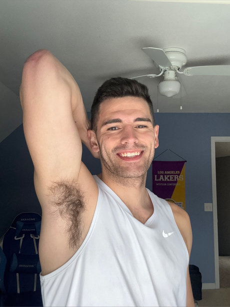 Liam Jacobs TOP 1_ erotic star photo