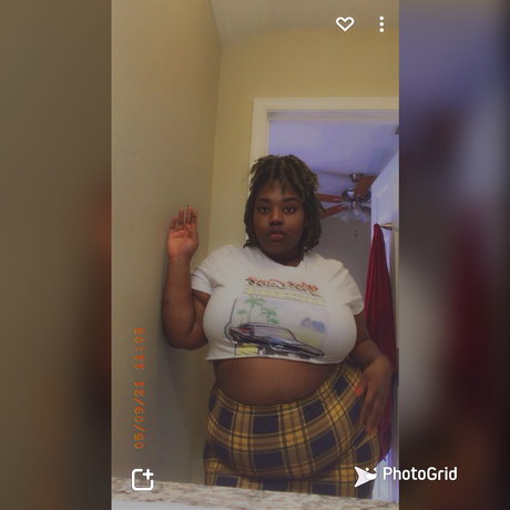 Alexis Macon pretty pornstar pic