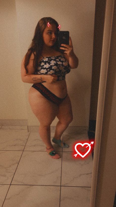 Lexi Hedgepath xxx model pic