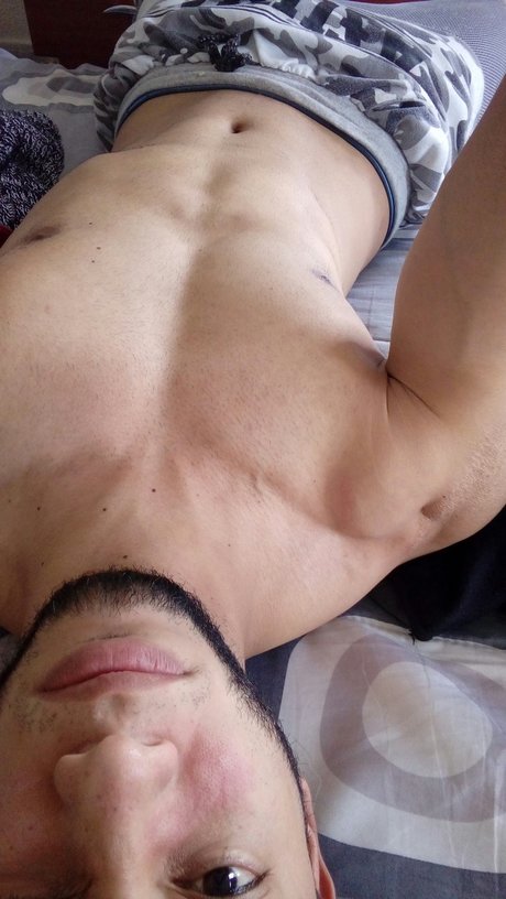 levii perfect actress photo